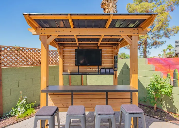 Holiday home 4br - Arcades, Putting Green, Fire Pit, Themed