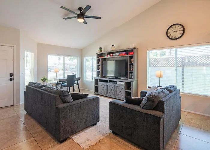 Holiday home 4br - Arcades, Putting Green, Fire Pit, Themed Glendale