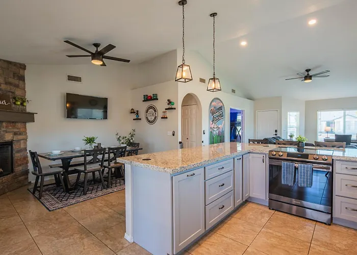 4br - Arcades, Putting Green, Fire Pit, Themed Holiday home